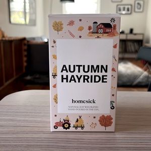 Homesick Autumn Hayride candle - never used